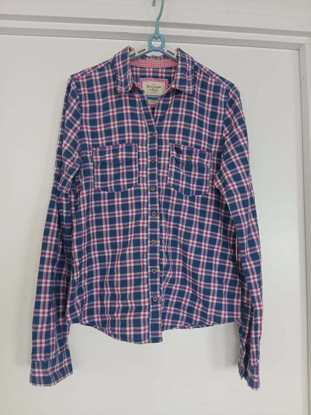 Abercrombie & Fitch Plaid Button-Up Shirt - Size M