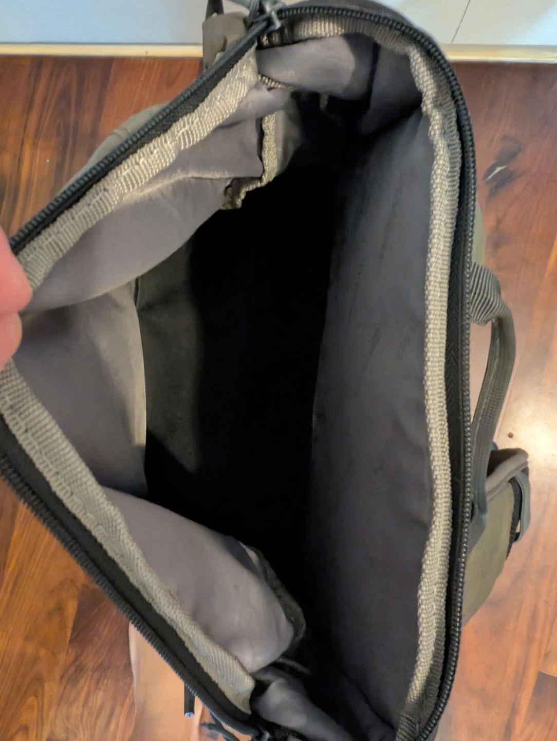 Vanguard Reno 48 Camera Backpack