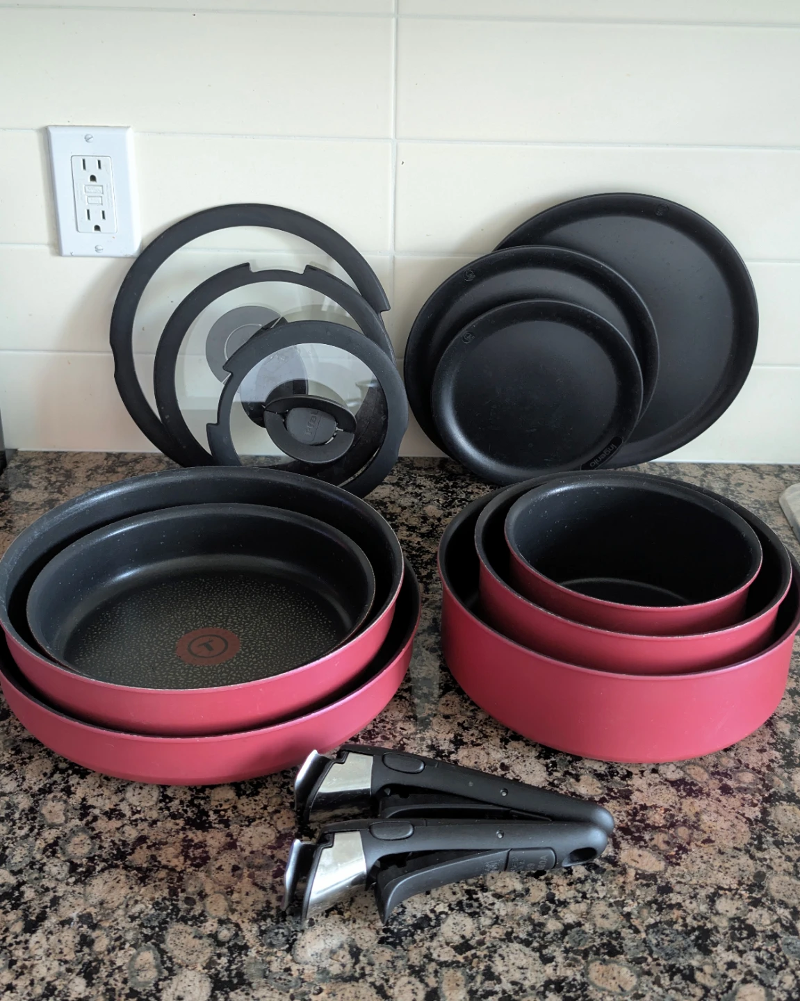 T-fal Ingenio Nonstick Cookware Set - 14pc + Universal glass lid