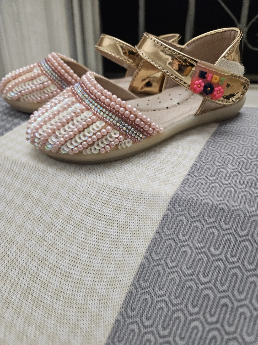 Gold Embellished toddlar Sandals