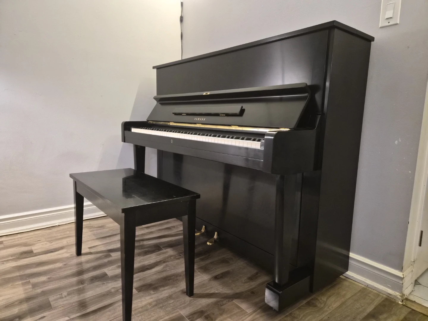 YAMAHA U1 UPRIGHT PIANO