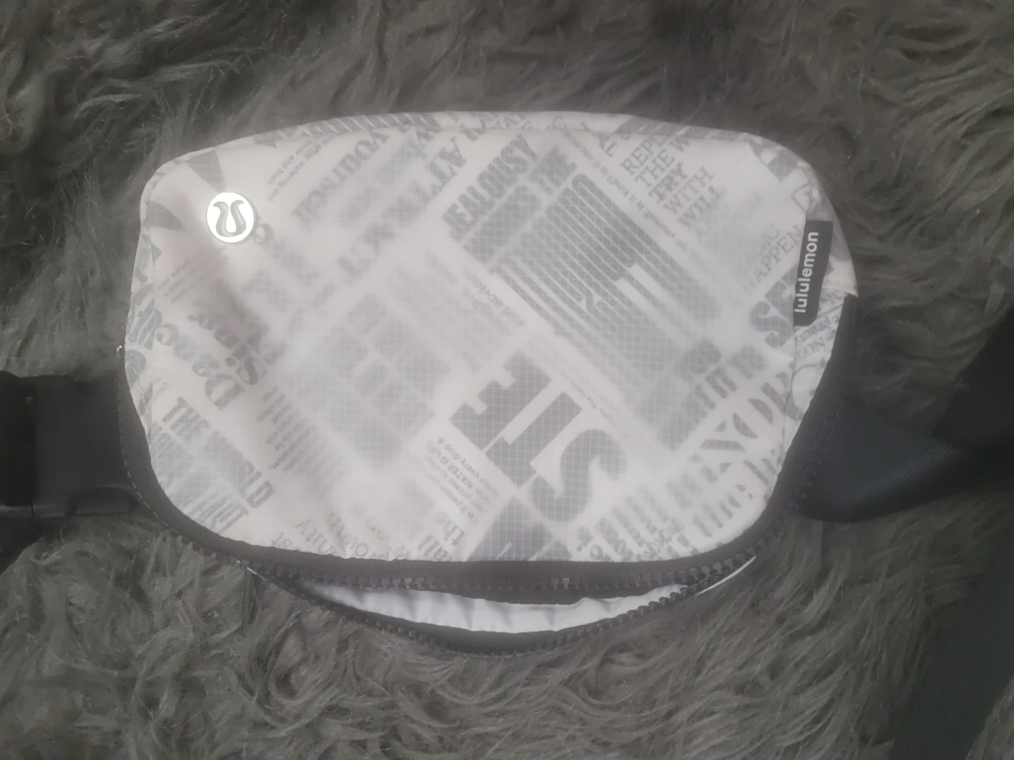 Lululemon Everywhere Belt Bag - White Newspaper Print - photo 2