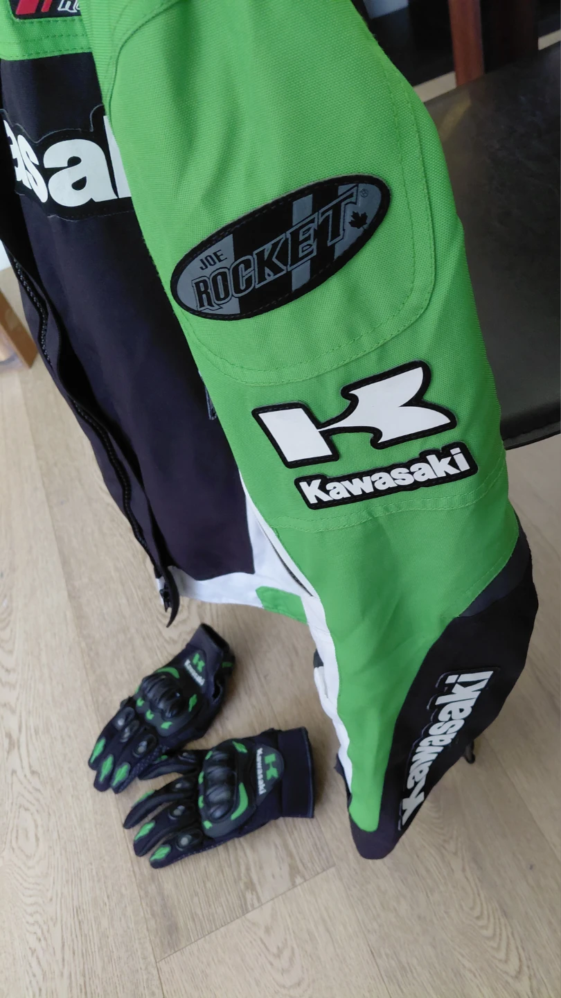 Joe Rocket Kawasaki Motorcycle Jacket & Gloves - photo 4