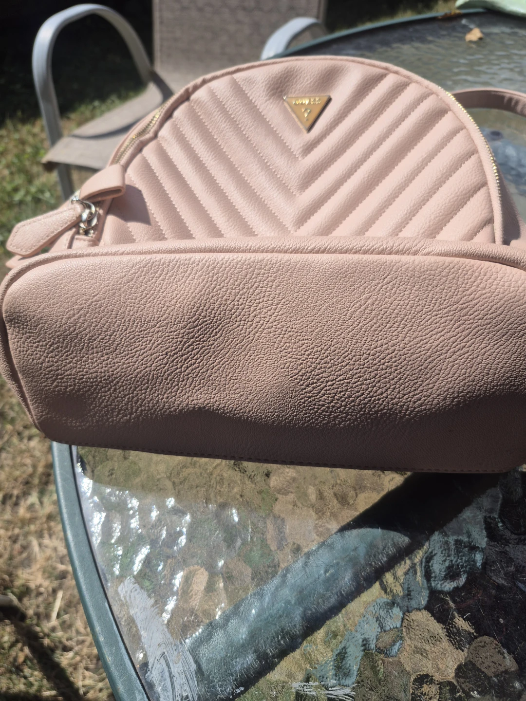 Guess Pink Chevron Quilted Backpack - photo 3
