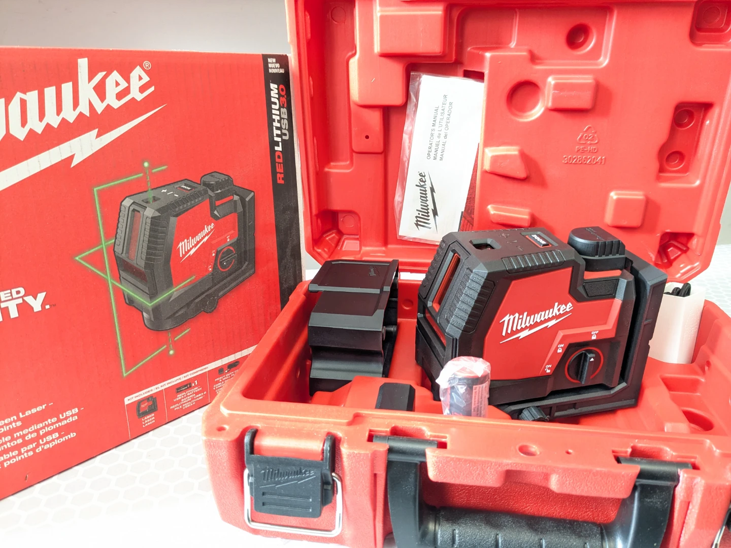 3.0 USB Milwaukee RECHARGEABLE Green Laser Combo Kit - photo 3