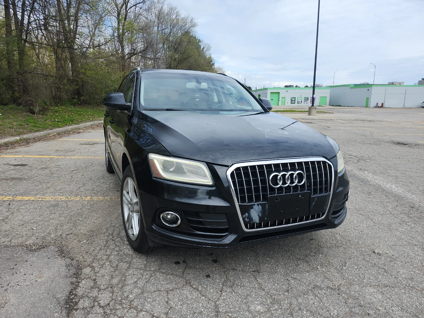 2013 Black Audi Q5 SUV