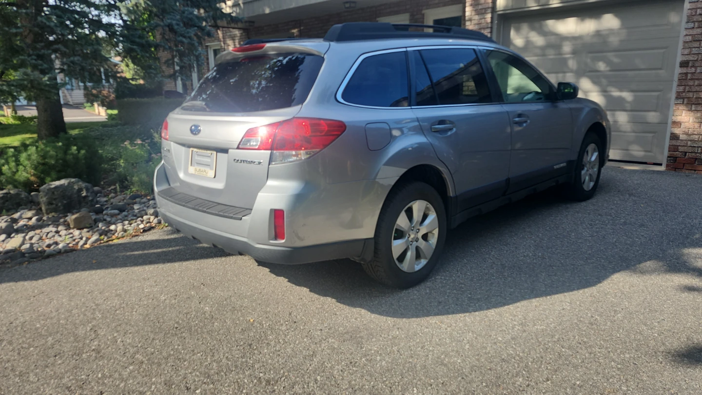 2012 Subaru Outback 2.5i Wagon - photo 4