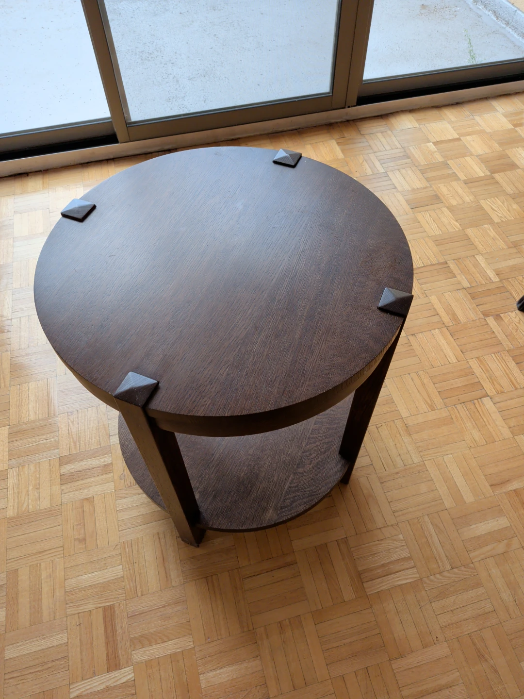 Round Two-Tiered Side Table - photo 3