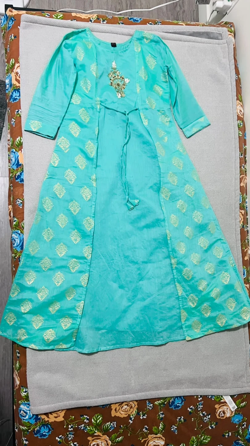 Pink Kurti with Floral Embroidery - photo 2