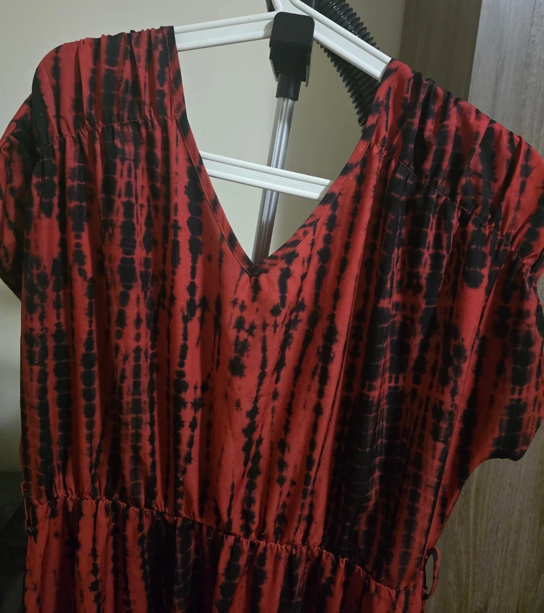 Red and Black Tie-Dye Maxi Dress - photo 4