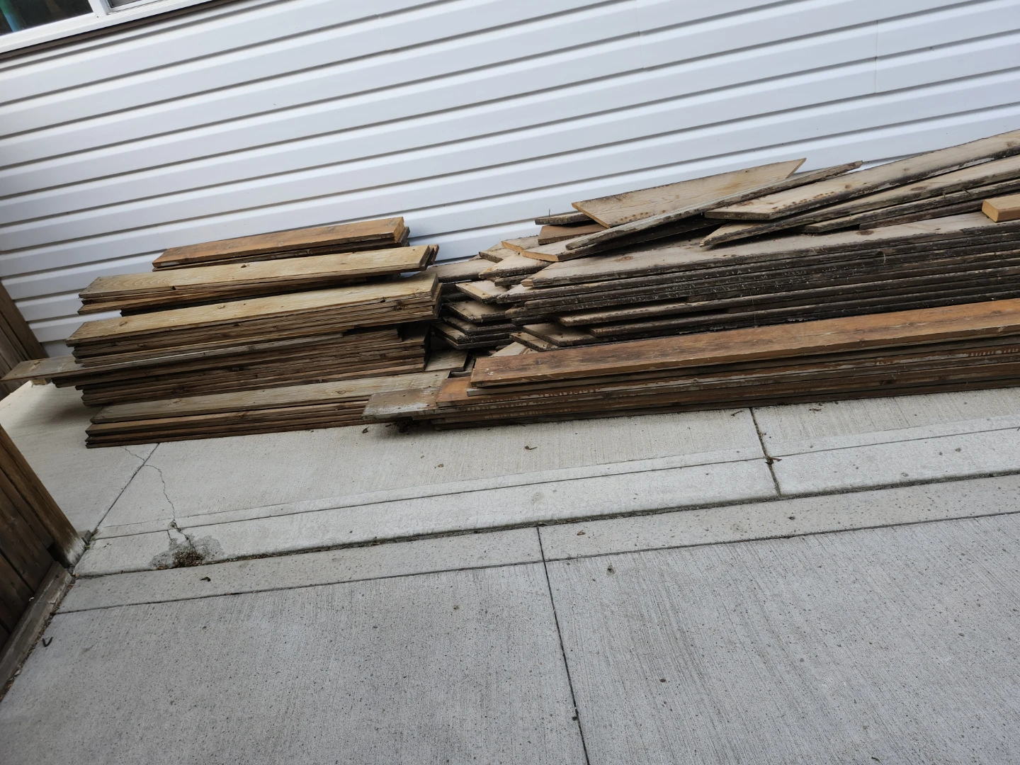 Used 5/4 cedar decking & 3/4 × 5' cedar fence boards - photo 3