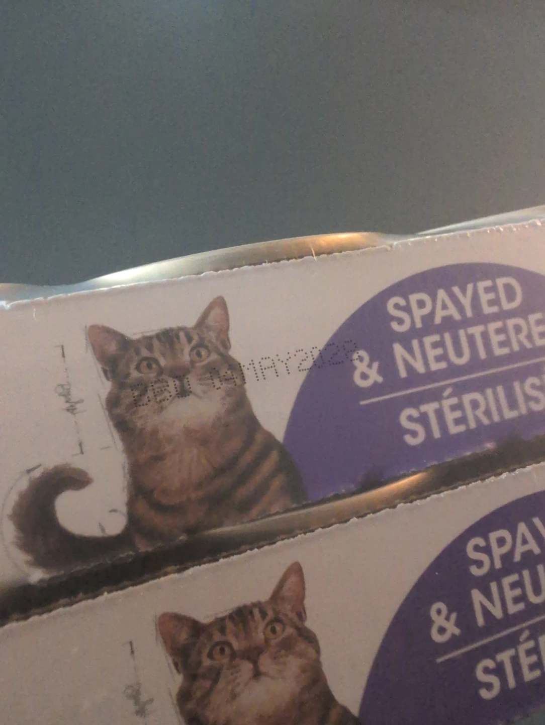 24 cans - Royal Canin Spayed & Neutered Cat Food - photo 2