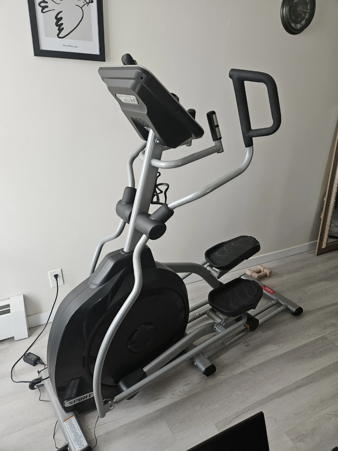 Spirit XE295 Elliptical Trainer - photo 3