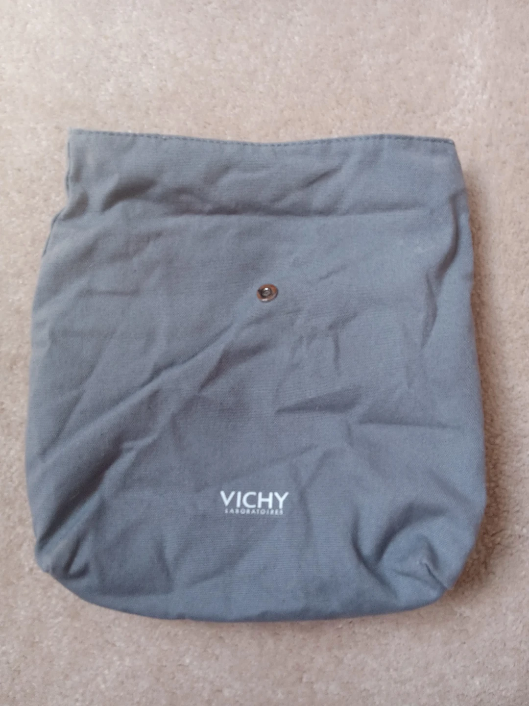 Vichy Cosmetics Pouch - photo 2