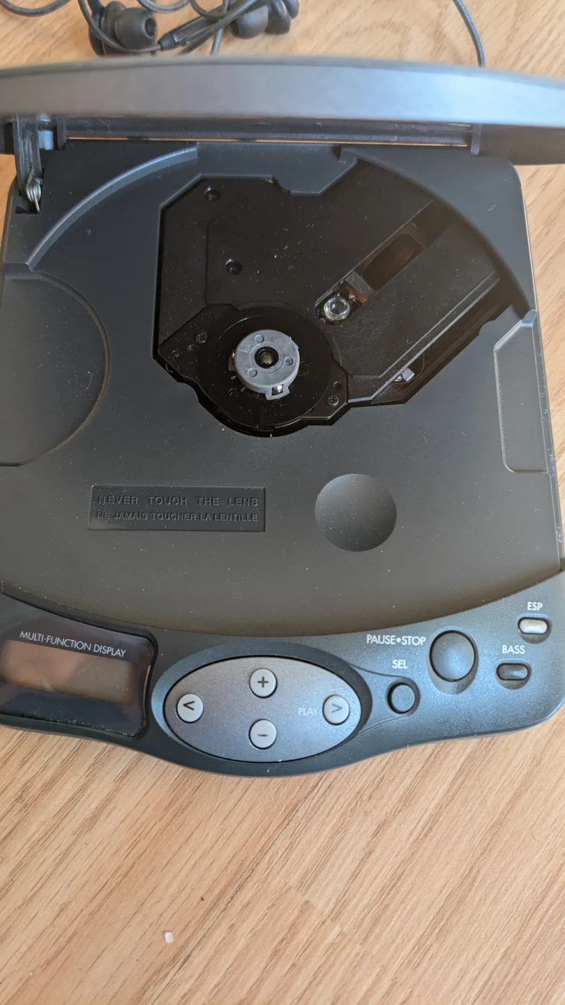 RCA RP-2010B Portable CD Player