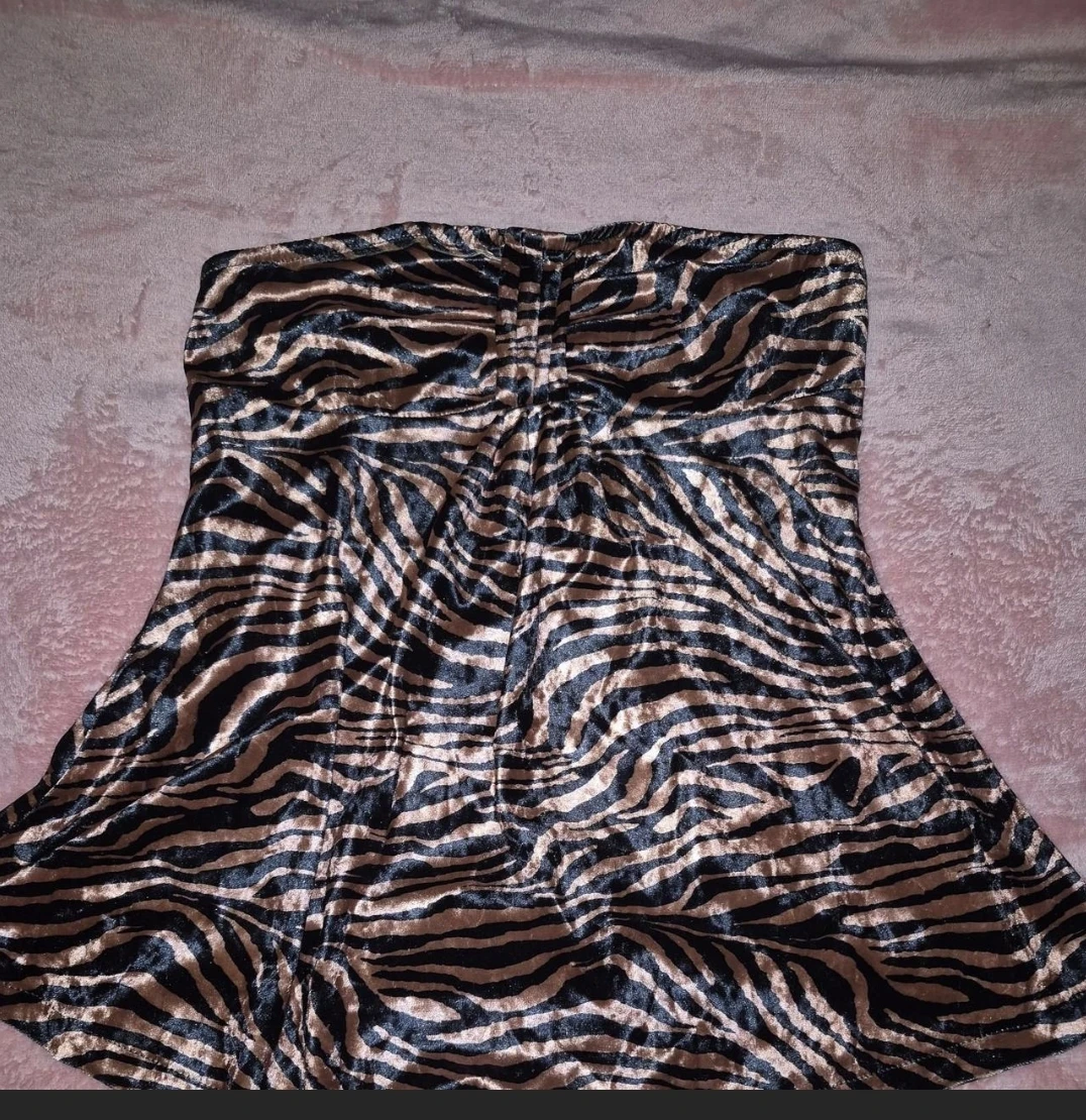 Zebra print strapless top