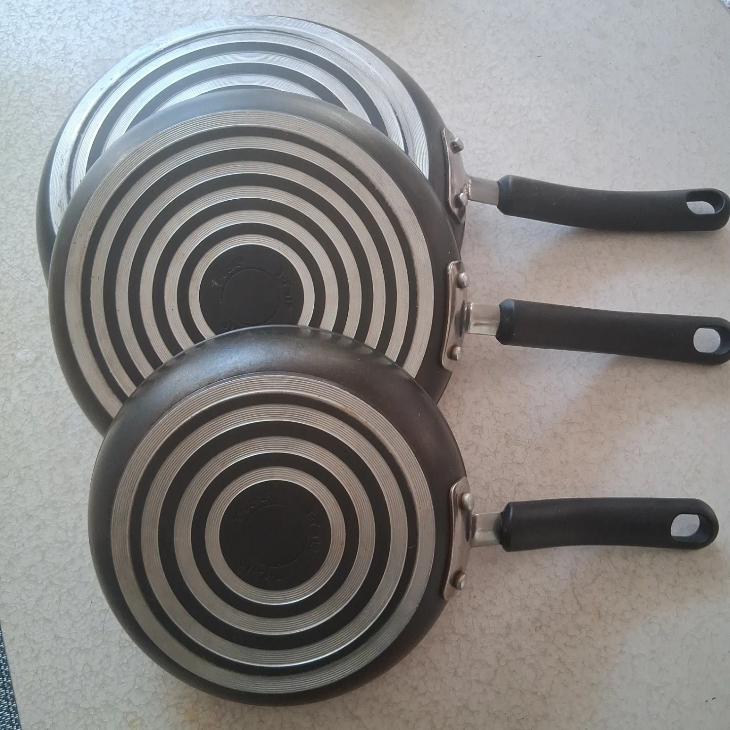 Non-stick frying pans - photo 2