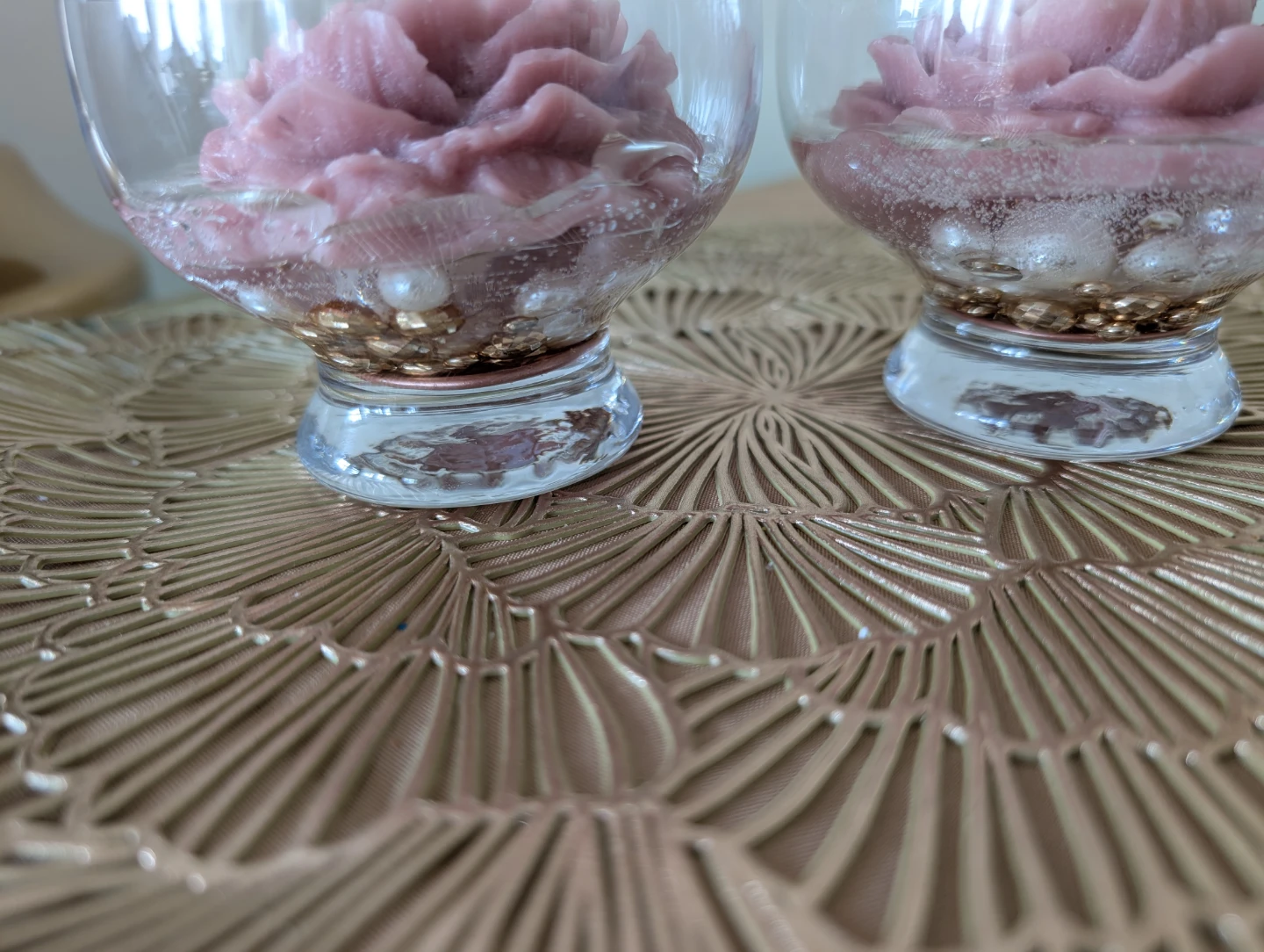 Set of 2 Flower Candles in Glass Holders - photo 2