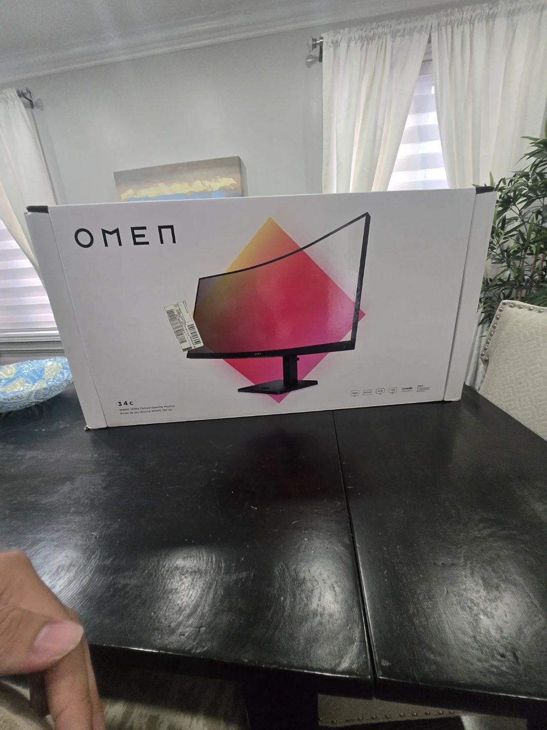 OMEN 34" Curved Gaming Monitor - photo 2