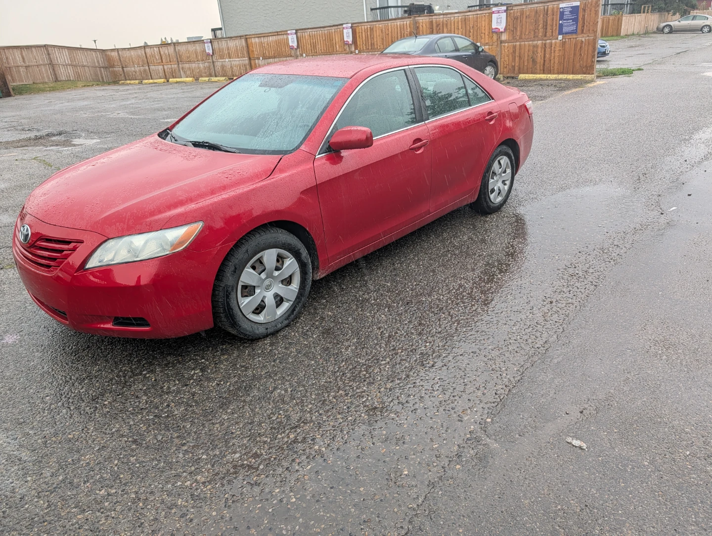 2007 Toyota Camry le red - photo 3