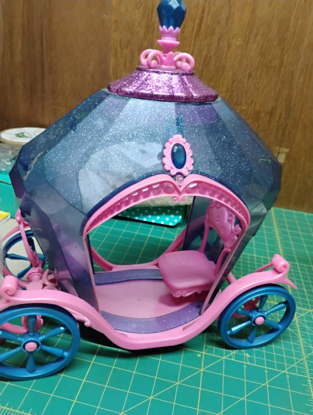 2008 Barbie Diamond Castle Horse Carriage - photo 5