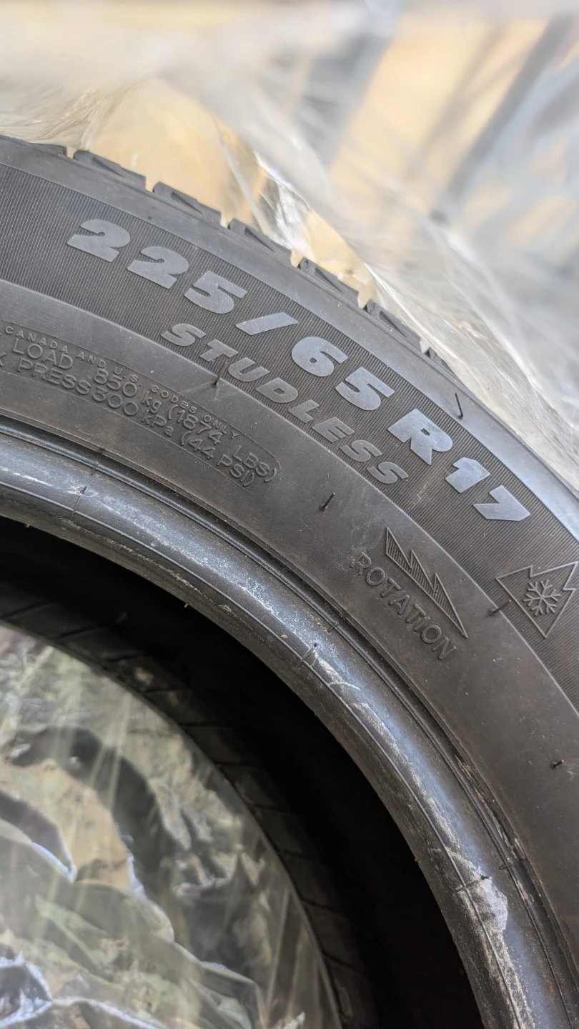 Winter tires x4 Studless Tire 225/65R17