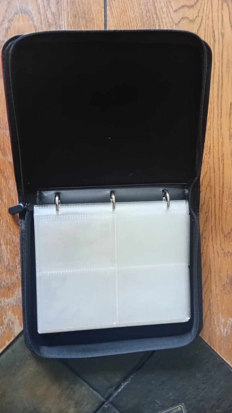 Pokémon Trading Card Binder - photo 2