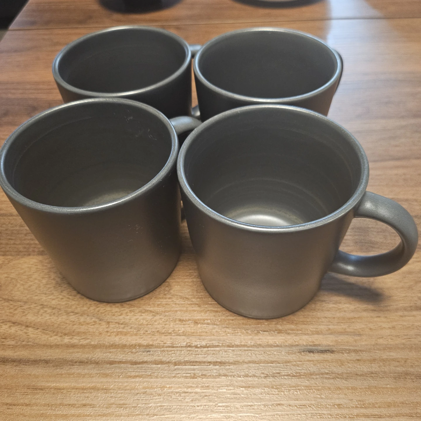 Set of 4 Dark Grey Mugs