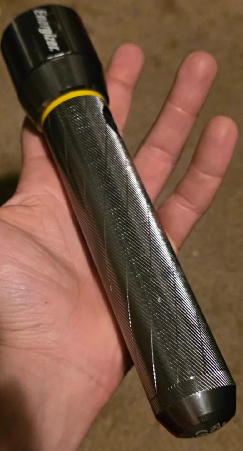 Energizer 84m beam 1500 lumen 6x AA, FRESH BATTERIES! - photo 2