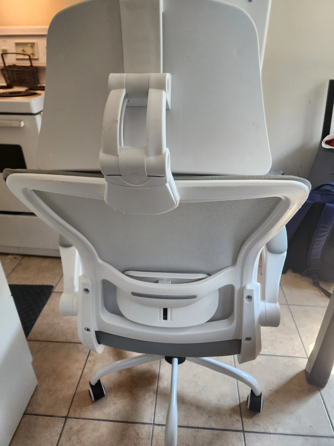 Grey Mesh Office Chair - photo 3