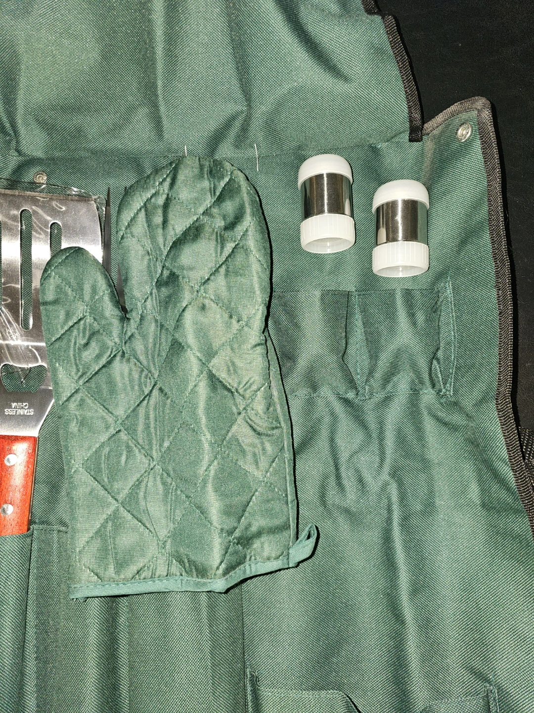 7 piece Barbecue Apron and tools new - photo 4