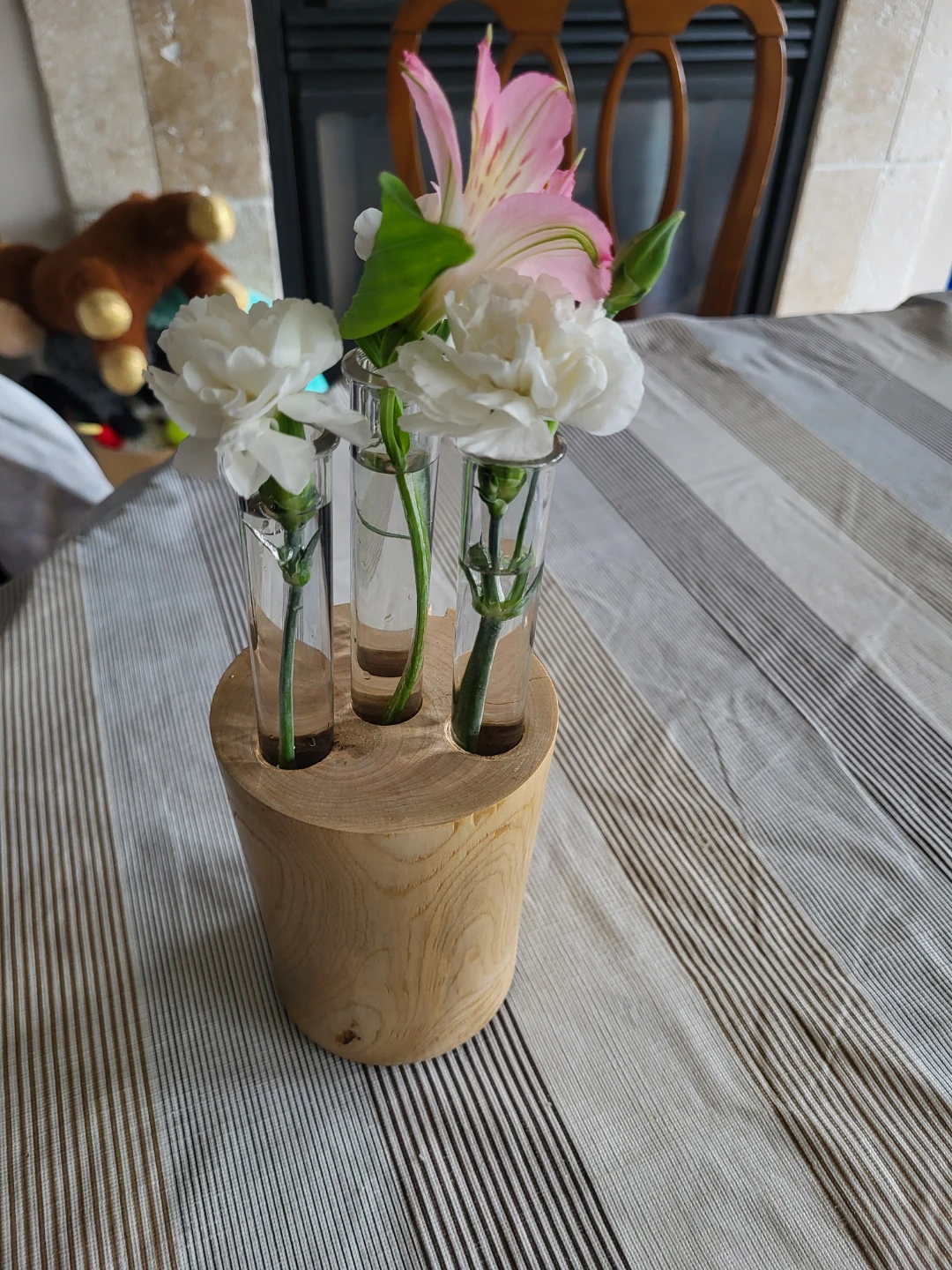Natural wood bud vase with three plastic tubes - photo 3