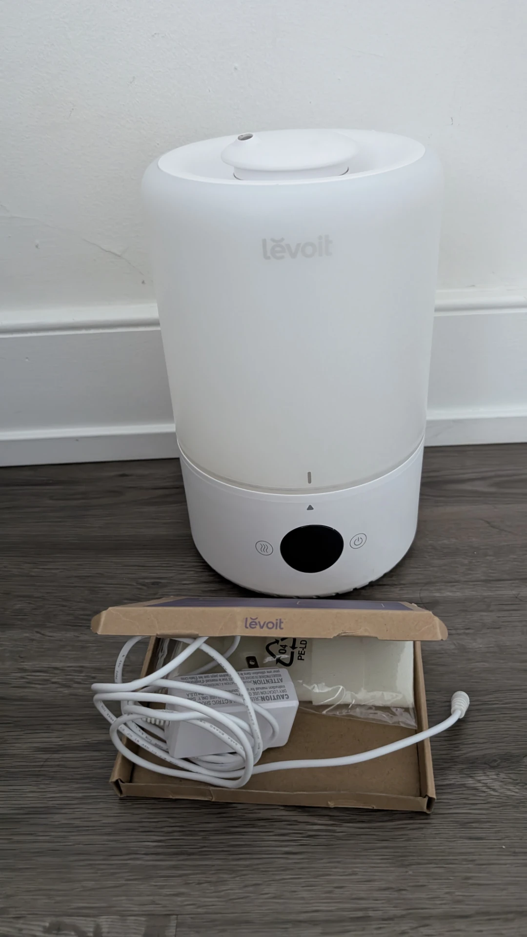 Levoit Humidifier with 5 new filter sponges/50$ OBO