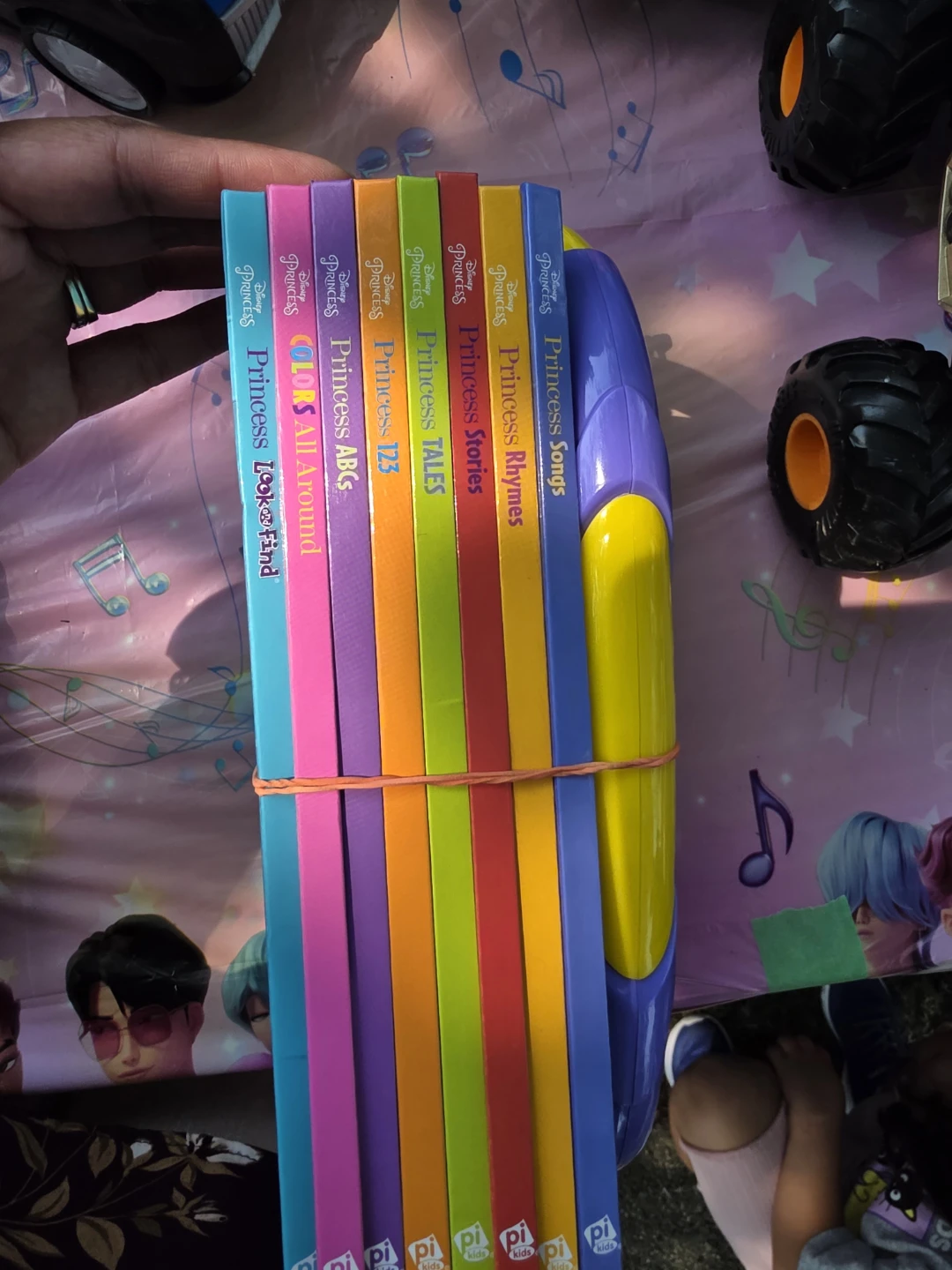 My First Smart Pad with Disney Princess Books - photo 2