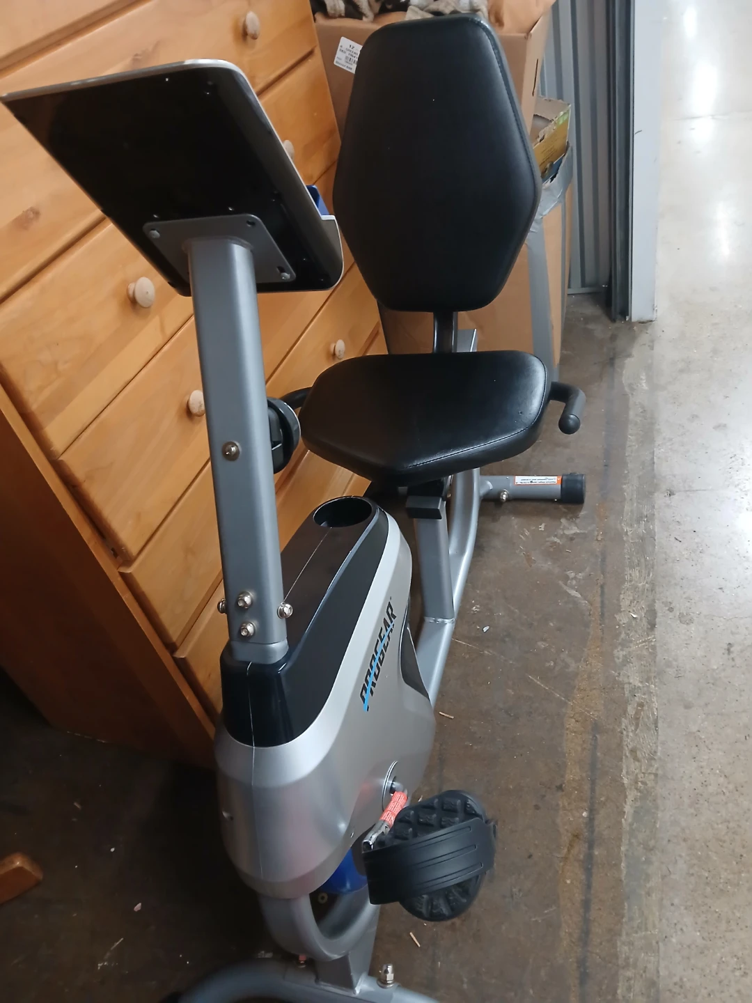 Exorcise bike exelent condition - photo 4