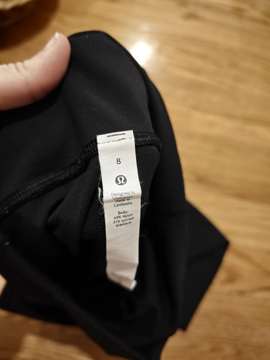 Lululemon Black Leggings Size 8 - photo 2