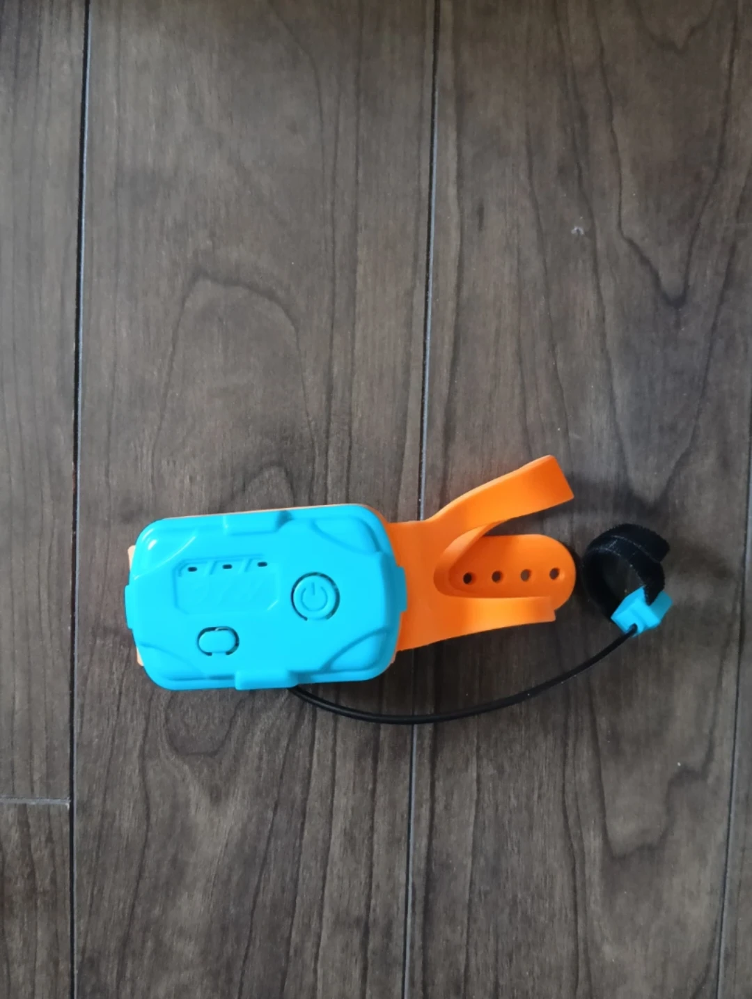 Watch Controlled Remote Control Stunt Car - photo 5