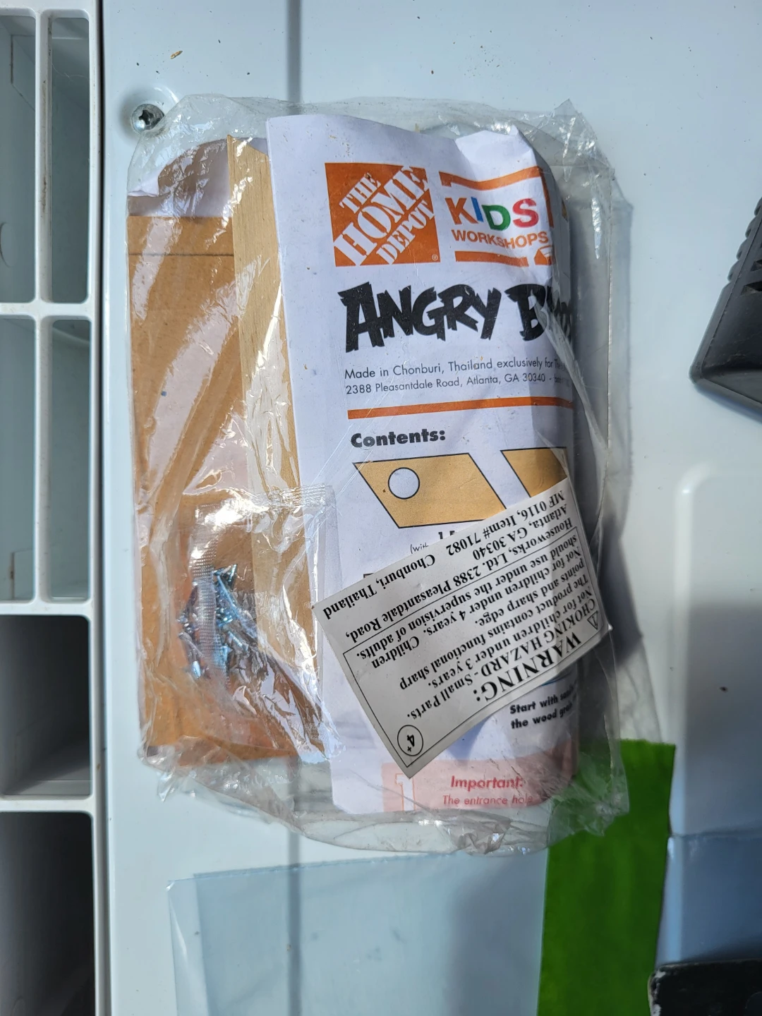The Home Depot Angry Birds Movie Birdhouse Craft Kit - photo 2