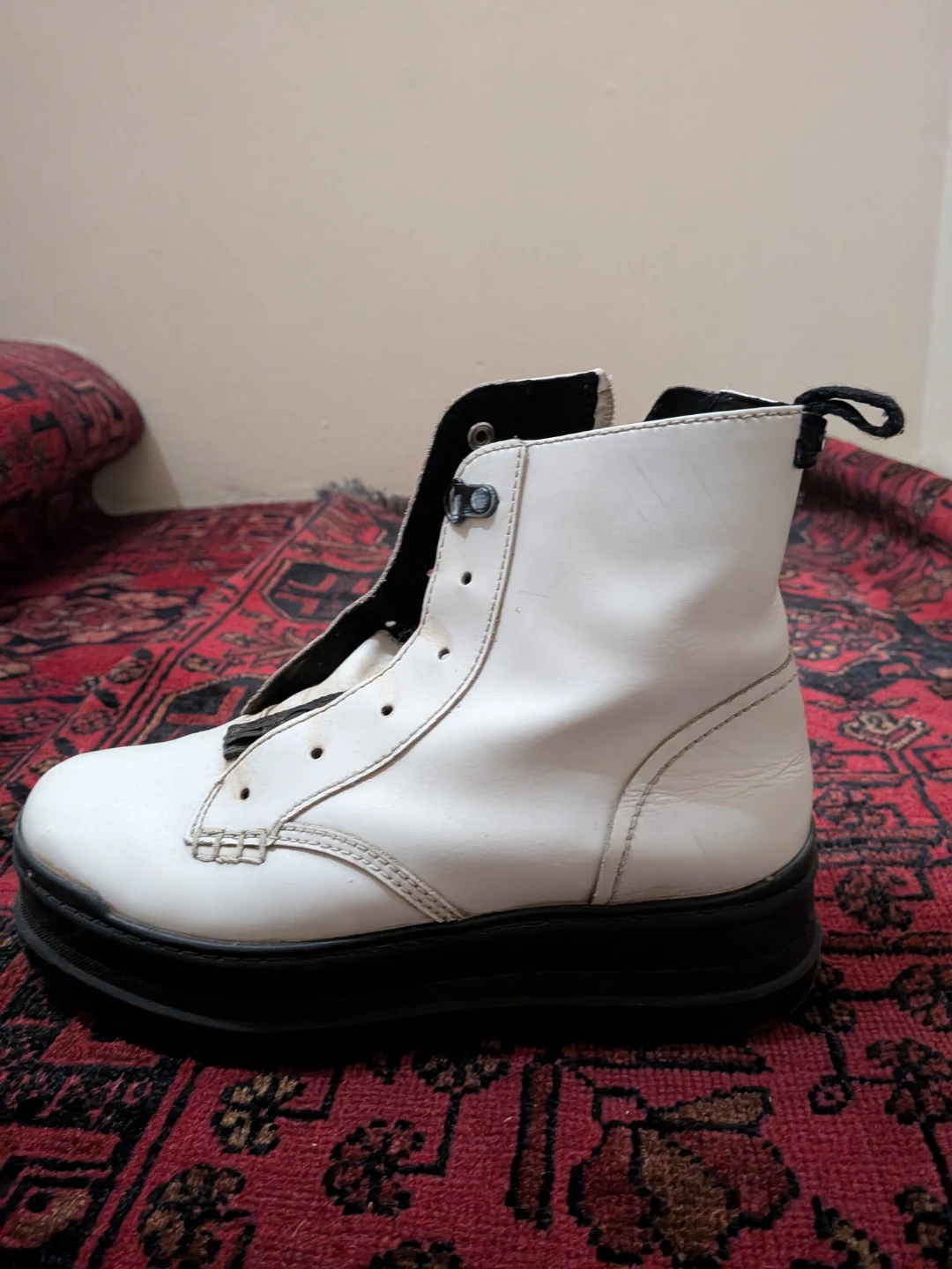 White Combat UGG Boots - photo 5