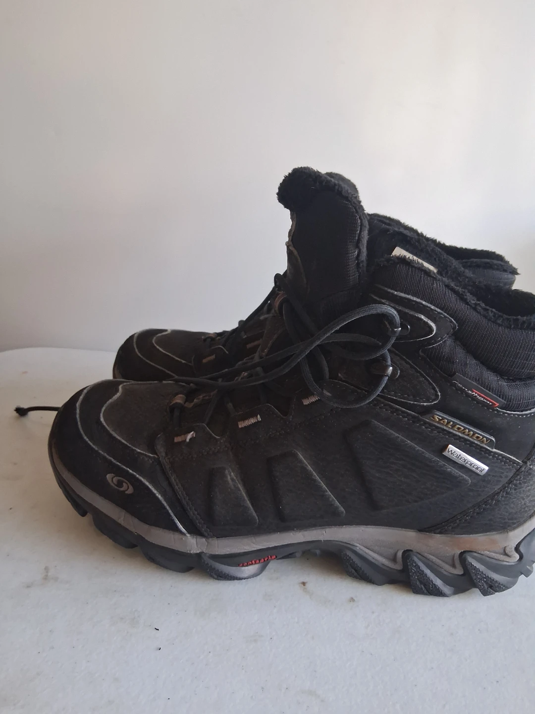 Salomon Waterproof Hiking Boots size 9