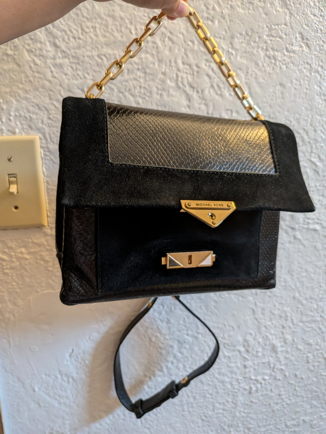 Michael Kors Black Leather & Suede Shoulder Bag - photo 5