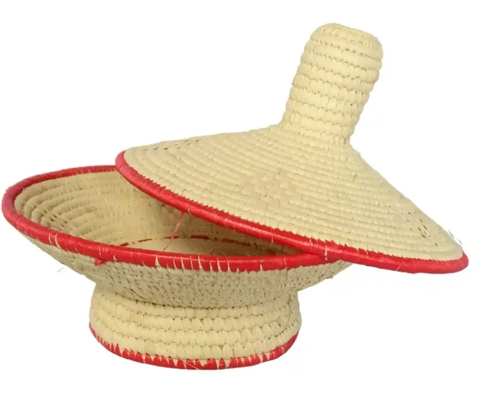 Straw Basket with Lid
