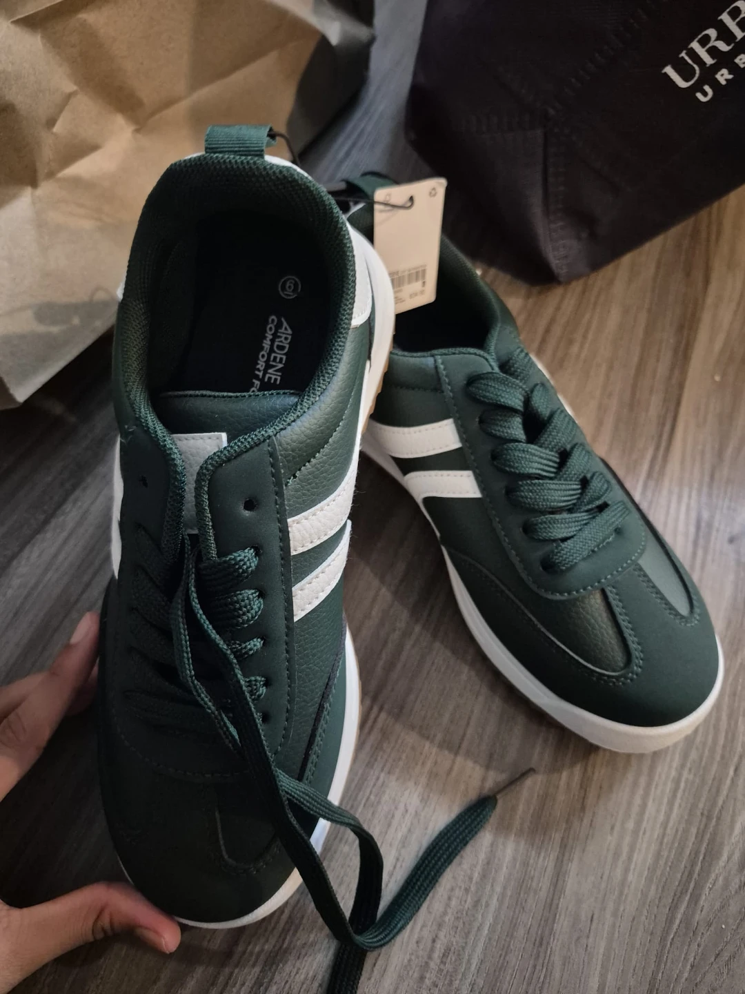 Brand new ardene shoe