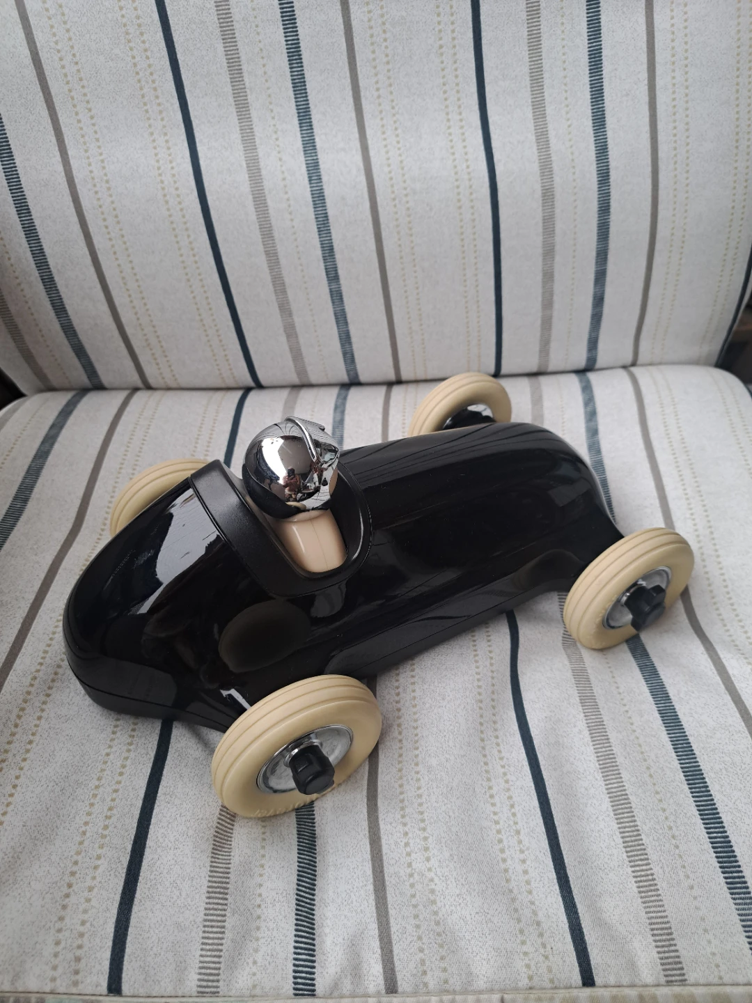 Playforever Black Number 3 Racing Toy Car - photo 2