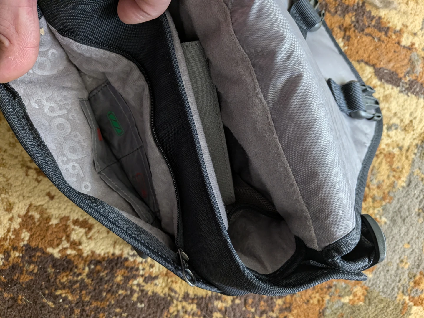 Black Small Camera Bag - photo 4