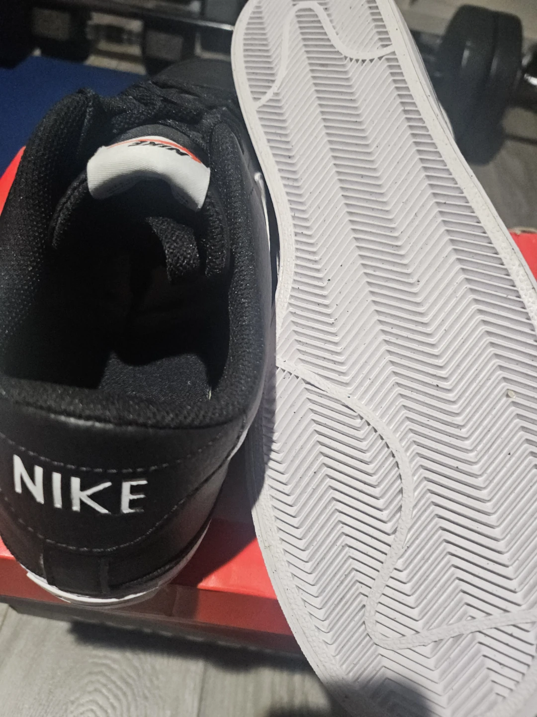 Nike Black Sneakers - photo 5