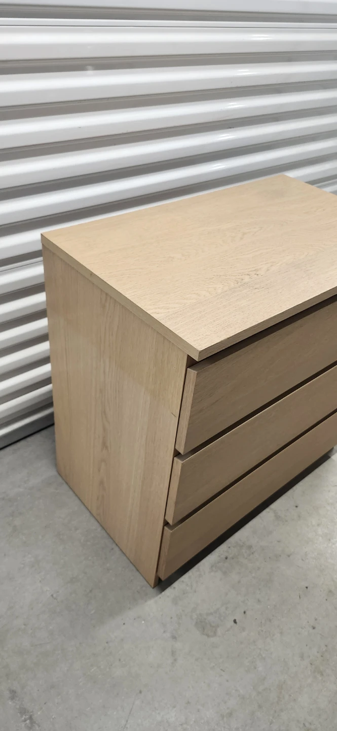 Ikea malm dresser 32*19*31"WDH - photo 5