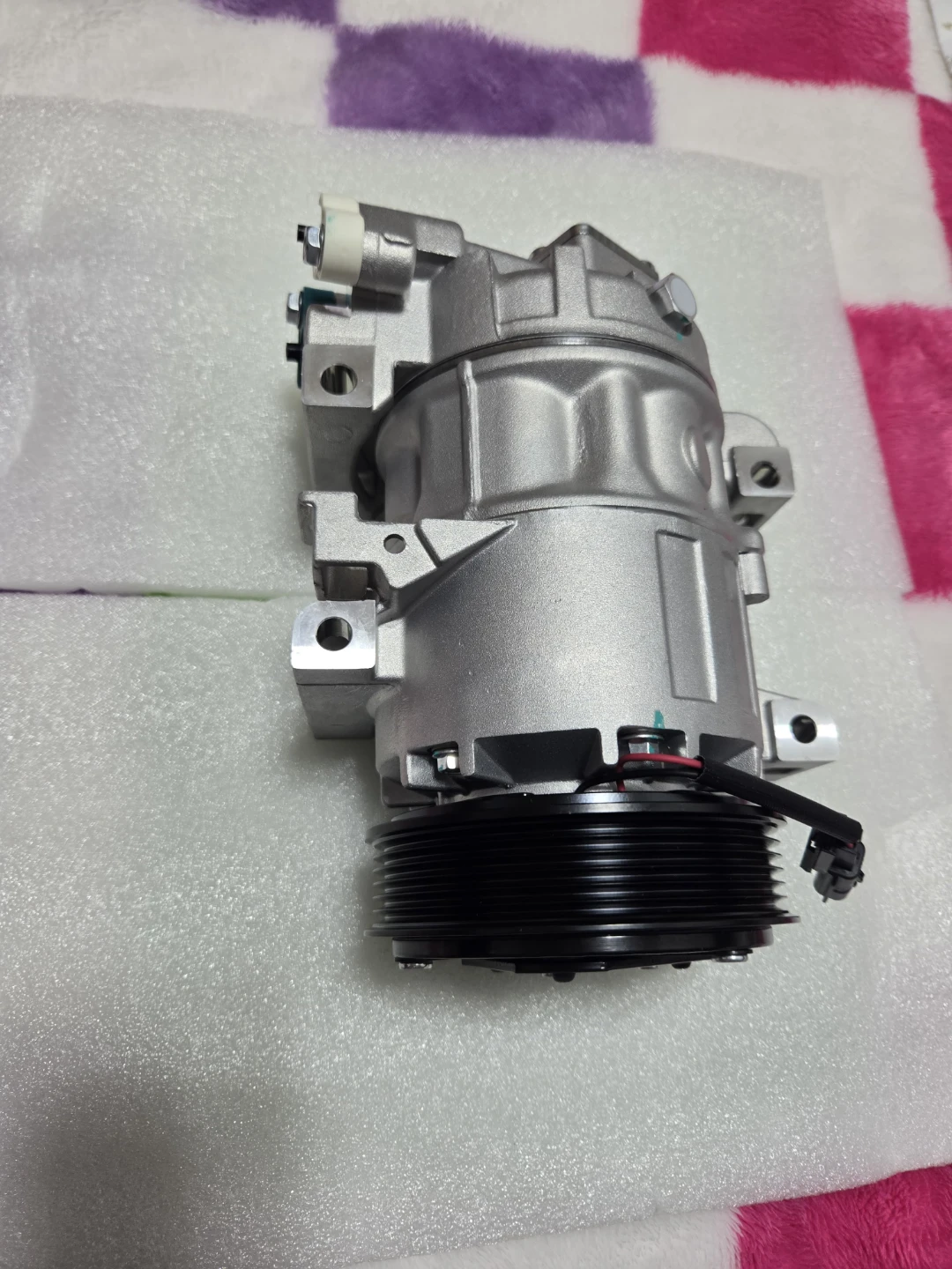 Car Air Conditioning Compressor - photo 5