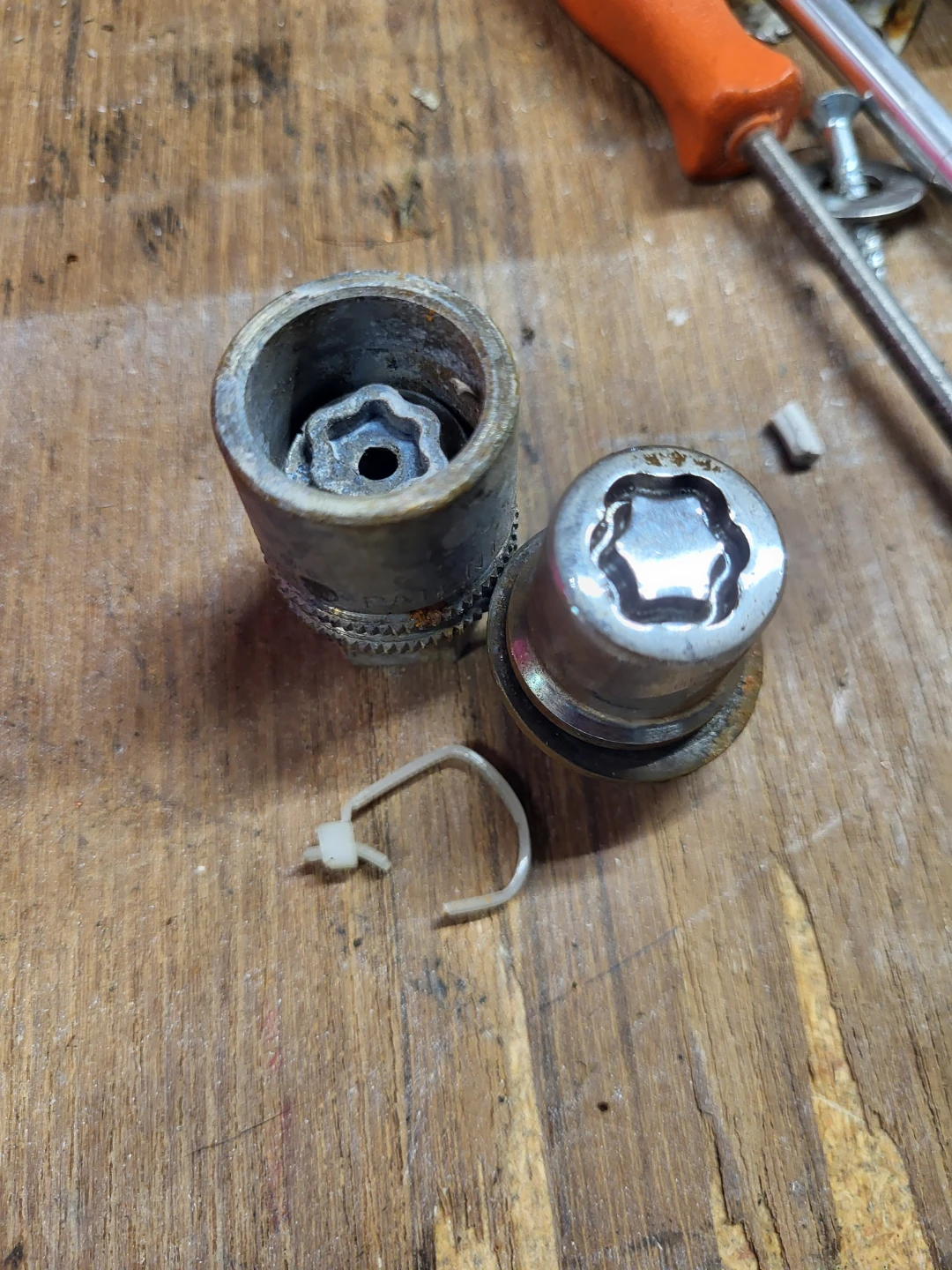 Car Lug Nuts - 12x1.5 - photo 2