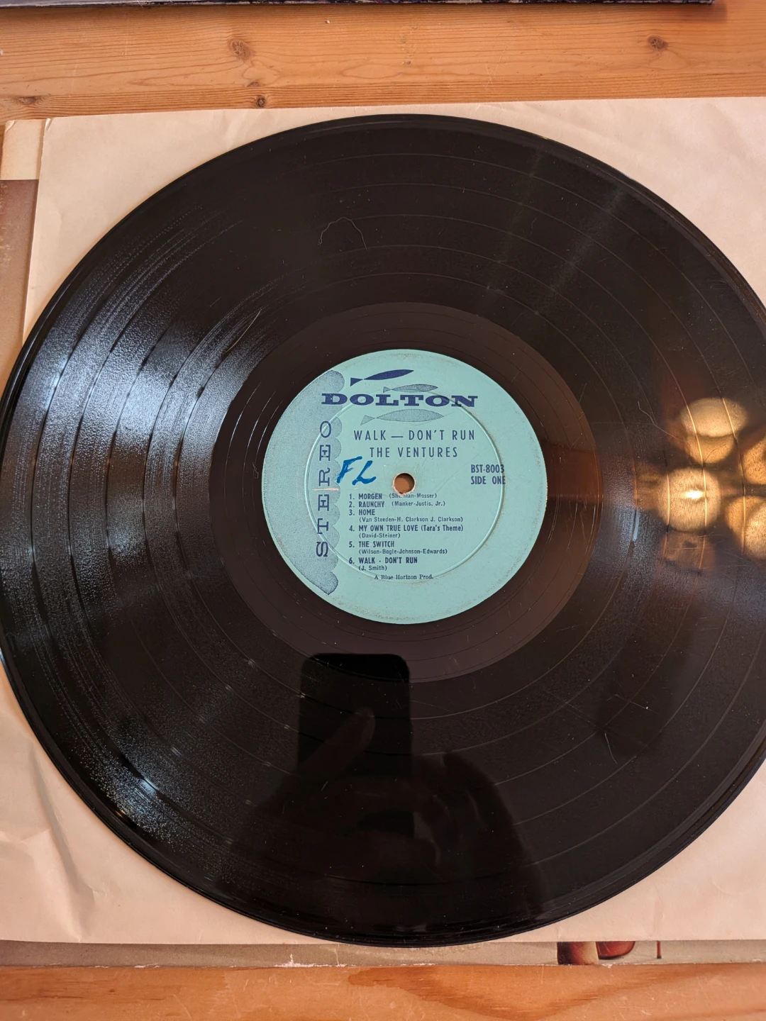 The Ventures – Walk Don’t Run Vintage Vinyl LP - photo 3
